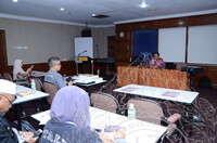 BENGKEL MENGENAL KOLEKSI NUMISMATIK