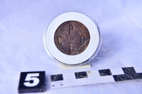 FOTO DOKUMENTASI PENILAIAN AWAL FIZIKAL DAN KONDISI KOLEKSI YANG DISUMBANGKAN KEPADA JMM