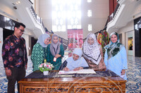 Lawatan Pengerusi Jemaah Tertinggi dan Ahli-ahli Badan Kebajikan Keluarga Angkatan Tentera (BAKAT) Darat