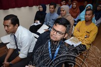 PEMBENTANGAN KERTAS KERJA PELAJAR PRAKTIKAL