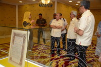 LAWATAN KERABAT SULTAN SELANGOR KE PAMERAN RAJA KITA.