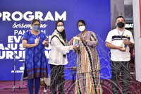 PROGRAM SEMPENA PAMERAN EVOLUSI BAJU JURUWAT