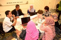 BENGKEL SEKTOR PERMUZIUMAN