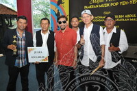 PERTANDINGAN KUGIRAN MUZIK POP YEH YEH SEMPENA PAMERAN POP YEH YEH