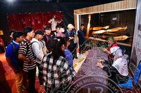 AKTIVITI DIY ALAT MUZIK MEMBUAT SERUNAI DAUN KELAPA DI GALERI MUZIK