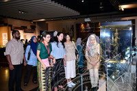 LAWATAN DELEGASI ISTERI PANGLIMA TENTERA LAUT SINGAPURA KE MUZIUM NEGARA