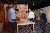 LAWATAN YB TUAN WONG HON WAI APB. BENDERA