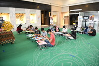 BENGKEL MEMBUAT BUNGA TELUR