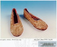 KOLEKSI ALAS KAKI (JILID 3)