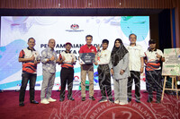 SAMBUTAN 60 TAHUN MUZIUM NEGARA - MALAYSIA BOOK OF RECORD MOST OKU STUDENT MAKING HANDCRAFT FROM RECYCLE MATERIAL