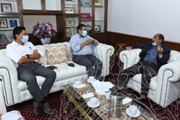 SESI PERBINCANGAN DI ANTARA PROTON & JMM