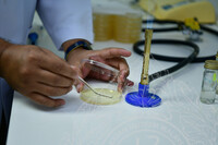 PENDOKUMENTASIAN TEKNIK SINARGAMA KEATAS KOLEKSI BAHAN NADIR JMM DI AGENSI NUKLEAR MALAYSIA