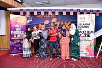 AKTIVITI DIY ALAT MUZIK MEMBUAT SERUNAI DAUN KELAPA DI GALERI MUZIK