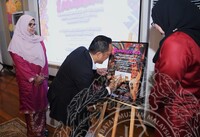 MAJLIS PERASIMAN PAMERAN REMINI SCENCES OF ORIGINS UNFOLDING CULTURA NARRATIVES EXHIBITION,PAMERAN UITM DAN MTN