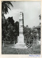 BANGUNAN TUGU PERINGATAN - 023