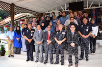 BENGKEL KONSERVASI TEKSTIL : PENJAGAAN PAKAIAN ISTIADAT PREVENTIF DAN KURATIF