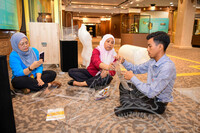 MENGAMBIL GAMBAR UNTUK PEMBUBARAN PAMERAN RAJA KITA