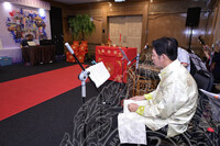 PROGRAM SISIPAN PAMERAN OPERA CINA