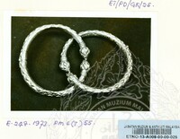 Perhiasan Diri Gelang Kaki