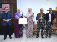 MAJLIS PERSARAAN PUAN AIDA BAHAGIAN KOLEKSI