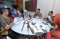 KURSUS MENGENAL SENJATA BERKINSKRIPSI OLEH TENGKU AHMAD RIDHUADIN