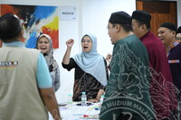 KURSUS PEMERKASAAN KEPIMPINAN MADANI (TEAM BUILDING)