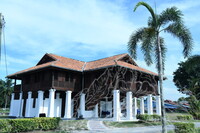 FASAD BANGUNAN RUMAH PENGAWAL KESELAMATAN NGAH IBRAHIM (KAPTEN SPEEDY)