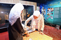 LAWATAN DKP PEMASANGAN PAMERAN MINI ART SHOW DI GALERI MUZIK