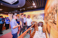 LAWATAN KERJA YB MENTERI  DATUK AARON AGO DAGANG,  KEMENTERIAN PERPADUAN KE MUZIUM KOTA LUKUT