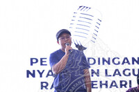 NOSTALGIA ANAK KAMPUNG (PERTANDINGAN KARAOKE RAJA SEHARI)