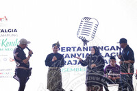 NOSTALGIA ANAK KAMPUNG (PERTANDINGAN KARAOKE RAJA SEHARI)