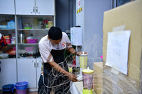 GOTONG ROYONG BUBUR LAMBUK DI SURAU AL- FALAH