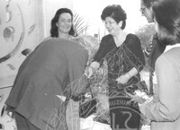 PAMERAN BAU AFRODIT PUNCA KEHARUMAN