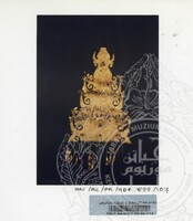 PAMERAN PERHIASAN PAKAIAN KEPALA