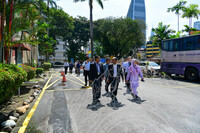 PERBINCANGAN MENGENAI RANCANGAN MENGGUNAKAN RUANG- RUANG BANGUNAN DI INSTITUT PENYELIDIKAN PERUBATAN (IMR)