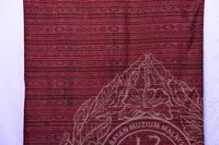 PENDOKUMENTASIAN KOLEKSI TEKSTIL BAGI PAMERAN ASEAN