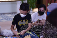 PROGRAM MEMORI RAMADAN DAN SYAWAL MUZIUM NEGARA, DEMO MENGANYAM KETUPAT