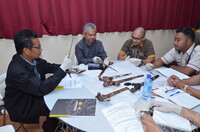 KURSUS MENGENAL SENJATA BERKINSKRIPSI OLEH TENGKU AHMAD RIDHUADIN