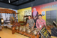 KUNJUNGAN PENGURUSAN TERTINGGI PEGAWAI ISTANA BUDAYA BERSAMA MUZIUM MUZIK