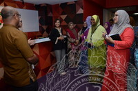 KURSUS BAHASA INGGERIS "BETTER SPOKE ENGLISH "  PERINGAT ASAS