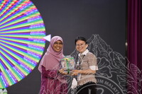 DIALOG MEMASYARAKATKAN PERLEMBAGAAN MALAYSIA