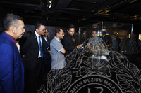 PERASMIAN PAMERAN DUNIA NAGA ; MITOS DAN LAGENDA LESTARIKAN MARTABAT SENI DAN WARISAN NEGARA