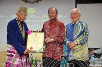 PENGANUGERAHAN FELO PERSATUAN SEJARAH MALAYSIA.