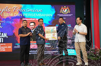 MAJLIS PERASMIAN PAMERAN SENI DAN PERSEMBAHAN ART SHOW MUZIK SENI PENDIDIKAN & UNITI