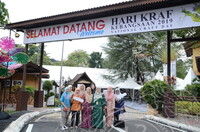 LAWATAN KE KRAFTANGAN (PUSPANITA)