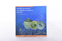 MENGAMBIL GAMBAR BUKU UNTUK CATALOG BAGI UNIT PERPUSTAKAAN JMM