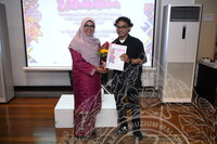 MAJLIS PERASIMAN PAMERAN REMINI SCENCES OF ORIGINS UNFOLDING CULTURA NARRATIVES EXHIBITION,PAMERAN UITM DAN MTN