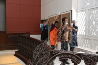 GAMBAR BENDERA PERTAMA ( PROSES KERJA)