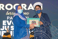 Program Bersempena Pameran Evolusi Baju Seragam Jururawat