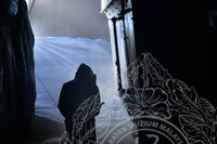 PEMANTAUAN DAN DOKUMENTASI KERJA SANDBLASTING LOKOMOTIF WAP 531.01 DI MUZIUM NEGARA